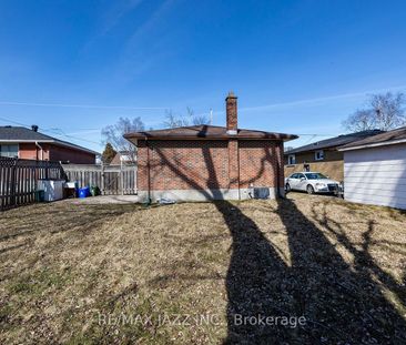 For Lease - 611 Athol Street, Oshawa, Ontario - Photo 2