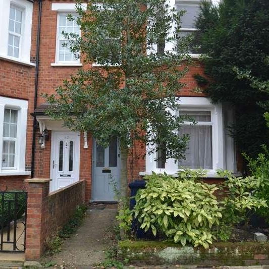 Holly Park Road, Hanwell, W7 - Photo 1