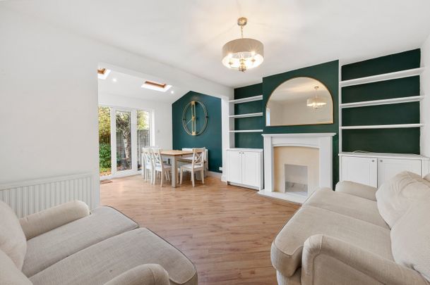 Brampton Gardens, HERSHAM VILLAGE, KT12 - Photo 1