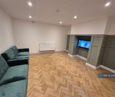 1 bedroom in a house share to rent - Photo 4