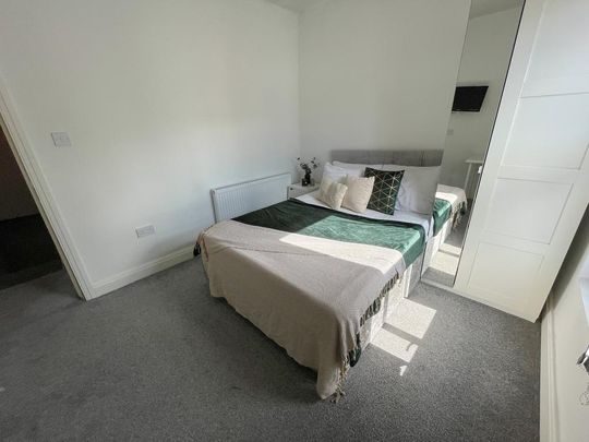 3 bedroom terraced house to rent - Photo 1