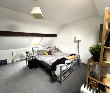 6 Bed Semi-Detached House, Brentry Road, BS16 - Photo 5