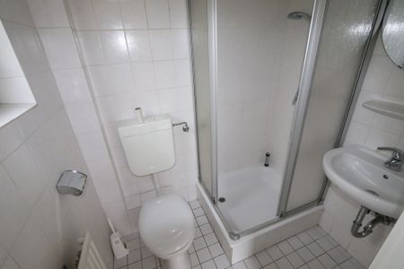 Ruhig und doch zentral mit Gartenanteil in Jever - Photo 5