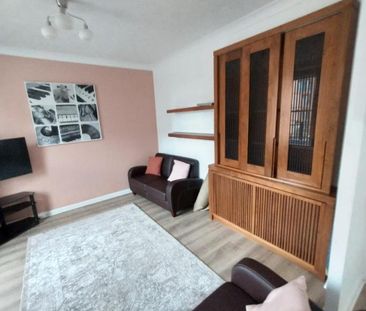 2 bedroom private hall to rent - Photo 1