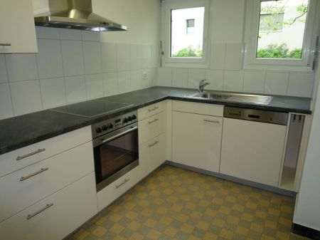 4-Zimmerwohnung in der Nähe der Kunsteisbahn Margrethen in Basel - Photo 5