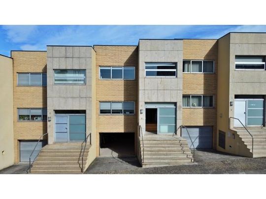 Moradia T3 - Photo 1