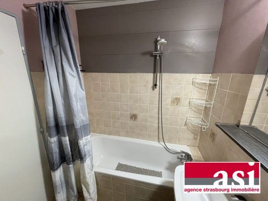 NEUDORF 1 PIECE 30 M² - PARKING ET CAVE - Photo 1