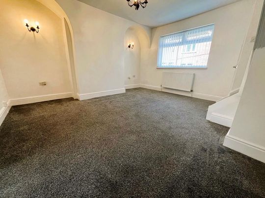 2 bedroom terraced house to rent - Photo 1