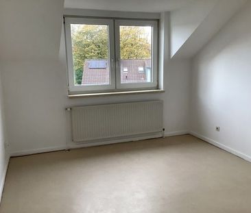 Studenten aufgepasst! Tolle 3-Zimmer-Wohnung mit Ausblick! - Photo 1