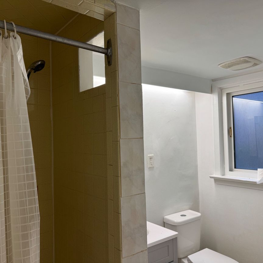 For Lease - 28 Conlins Road, Toronto, Ontario - Photo 1