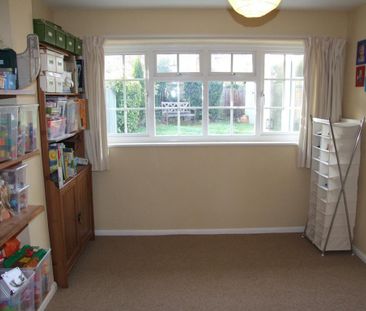 2 bedroom terraced house to rent - Photo 2