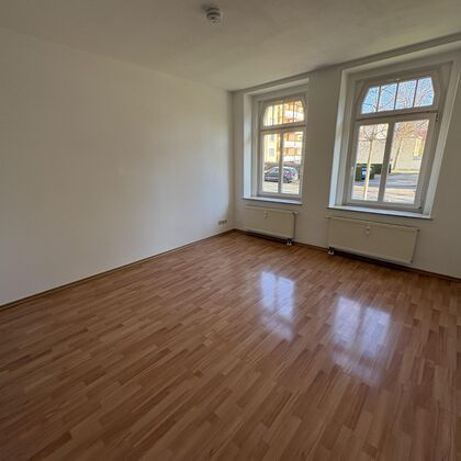 Charmante Drei-Raum-Wohnung mit Balkon im Zwickauer Stadtteil Marienthal - Foto 4