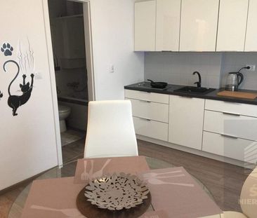 Duża, ładna kawalerka z balkonem - Photo 1