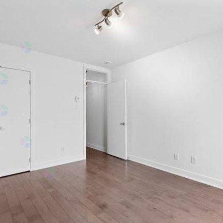 1 800 $/mois – 4½ | 2 chambres | À quelques pas du métro Pie-IX | 1 MOIS GRATUIT - Photo 3