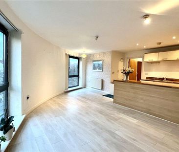 2 bedroom apartment to rent - Photo 3