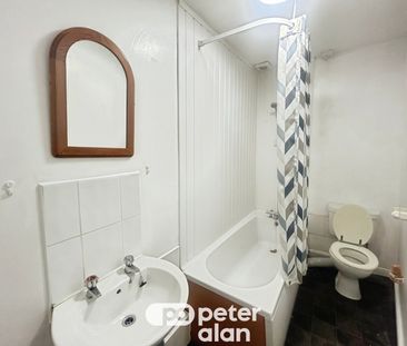 Windsor Road, NEATH - Photo 4