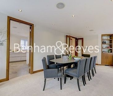 3 Bedroom flat to rent in Tarnbrook Court, Belgravia, SW1W - Photo 1