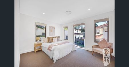 Elegant Family Home in Leafy Wahroonga with Spacious Interiors, Modern Renovations, and Walkable Access to Schools, Shops & Transport - Photo 3