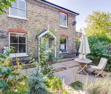 2 Bedroom House To Let - Photo 4