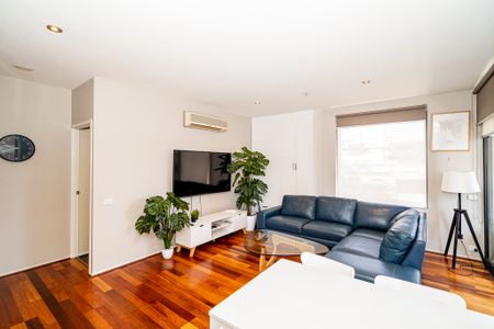 204/610 St Kilda Rd, Melbourne VIC 3004 - Apartment For Rent | Domain - Photo 3
