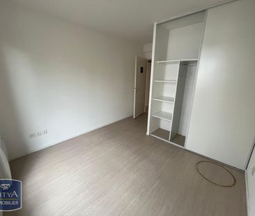 Location Appartement 4 pièces 82m² MAUBEUGE 59600 - Photo 3