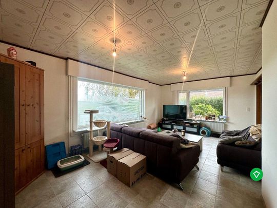 Alleenstaande woning met 2 slaapkamers en inpandige garage - Photo 1