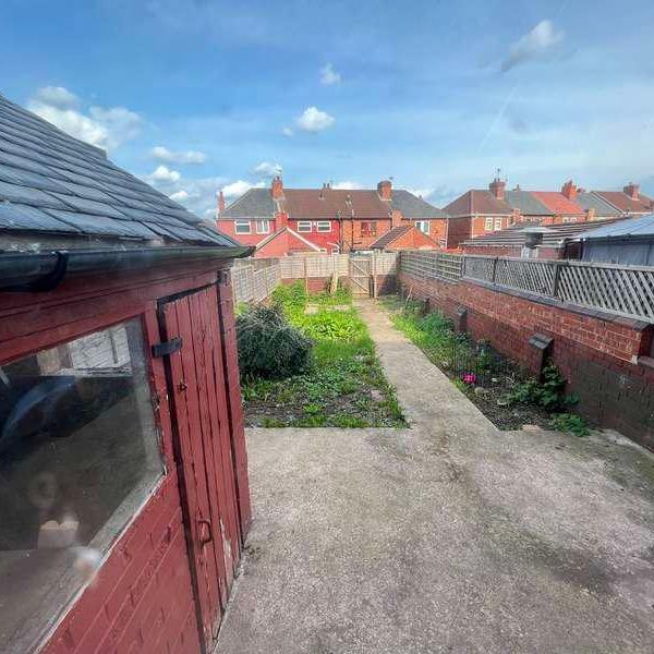 Church Road, Edlington, Doncaster, DN12 - Photo 1