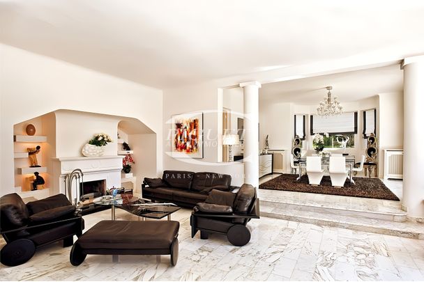 Tout savoir sur cette maison à Saint-Jean-Cap-Ferrat - Photo 1