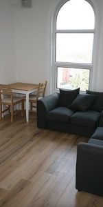 Flat 5, 27 Richmond Road, Headingley, Leeds - Photo 4