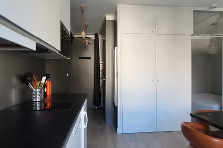 Location Appartement 1 pièce 28m² ST ETIENNE 42100 - Photo 5