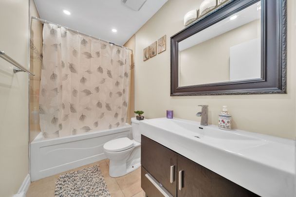 For Lease - 1058 Falgarwood Drive Unit# 132, Oakville, Ontario - Photo 1