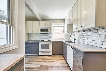For Lease - 4 Ontario Street, Ajax, Ontario - Photo 3
