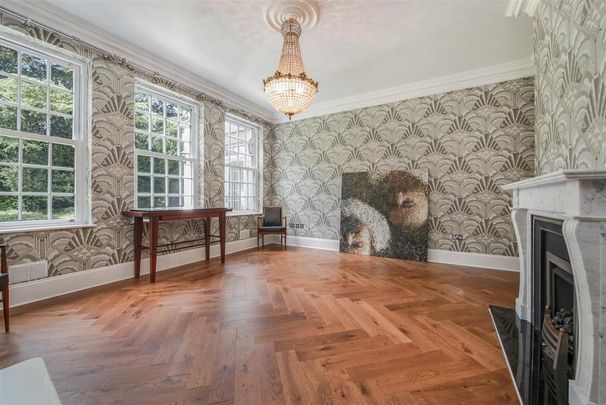 8 bedroom detached house to rent - Photo 1