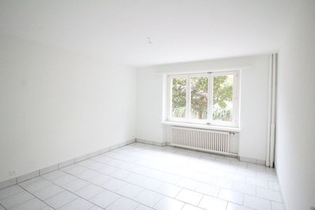 Schöne, helle Wohnung nur 1 Minute vom Rheinufer entfernt - Foto 2