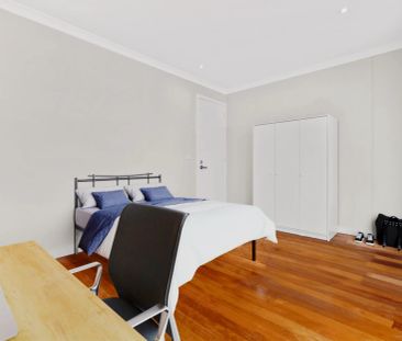 Single Room - Photo 5