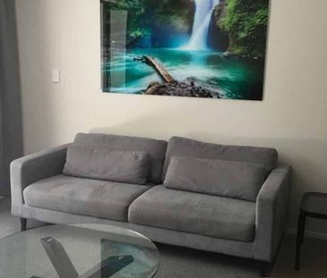 Modern Apartment in Central Mangere - Photo 1