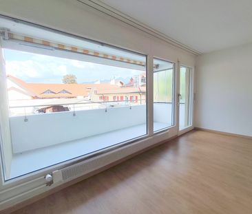 Helle 5.5-Zimmer-Wohnung mit Balkon in Spiez - Photo 1