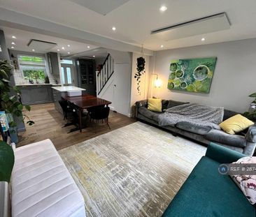 2 bedroom maisonette to rent - Photo 1
