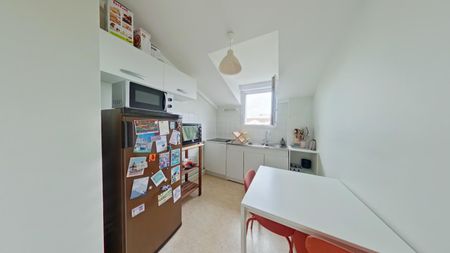 Location Appartement 2 pièces 43m² POITIERS 86000 - Photo 4