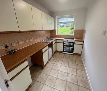 2 bedroom detached bungalow to rent - Photo 4
