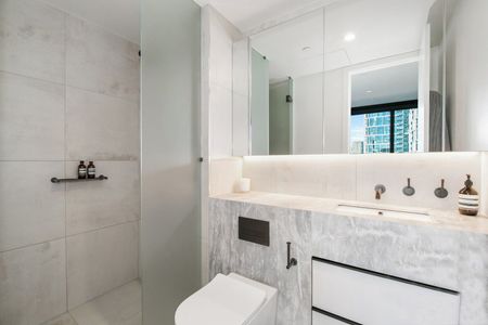 Sophisticated Urban Living - Photo 5