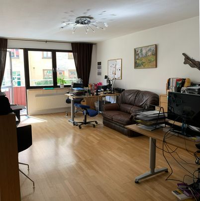 Välplanerad funkislägenhet mitt i stan - Photo 1