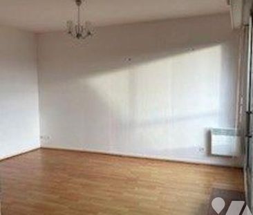 A LOUER : Un appartement de type F1 Bis de 35m² situé au 4ème étage... - Photo 2
