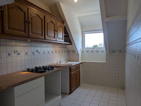 Location Appartement 5 pièces 117m² - Photo 2