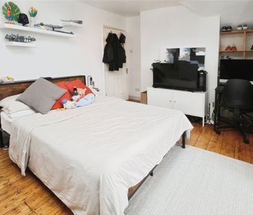 Oliver Grove, London, SE25 6EJ - Photo 3