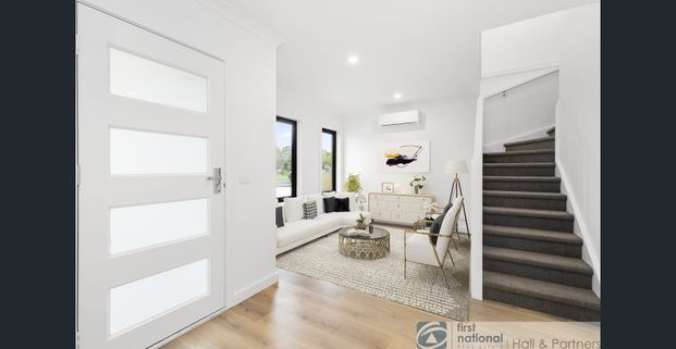 Beautiful Townhouse - Photo 1