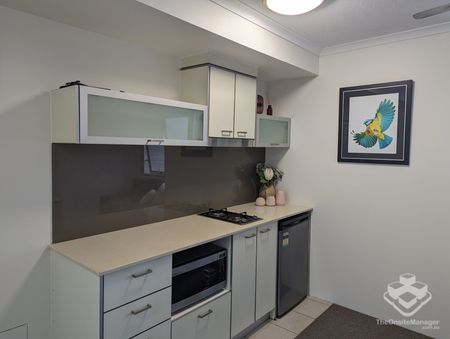 STUDIO APARTMENT CITY LOCATION FOR RENT! - Photo 3