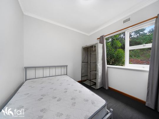 Versatile Property in a Prime Lindisfarne Location - Photo 1