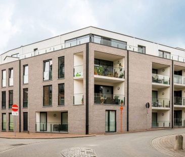 Appartement te huur in Lanaken voor € 890 met 1 slaapkamer - Photo 1