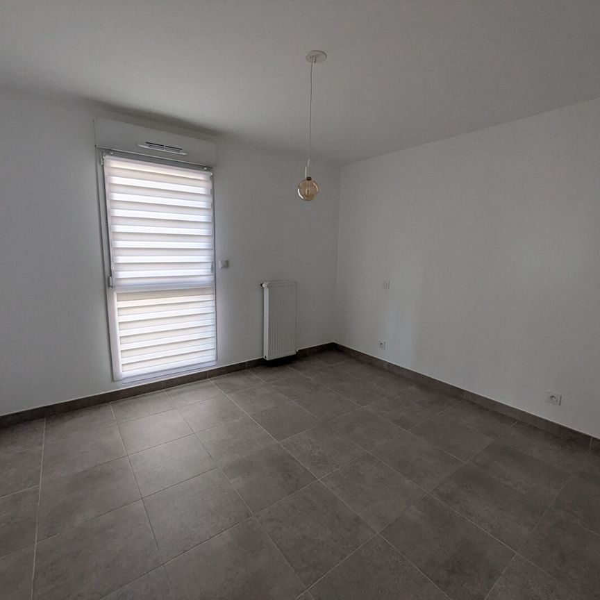Appartement T2 Entraigues-sur-la-Sorgue à louer - Photo 1